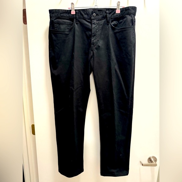 Joes - Picture 1 of 7